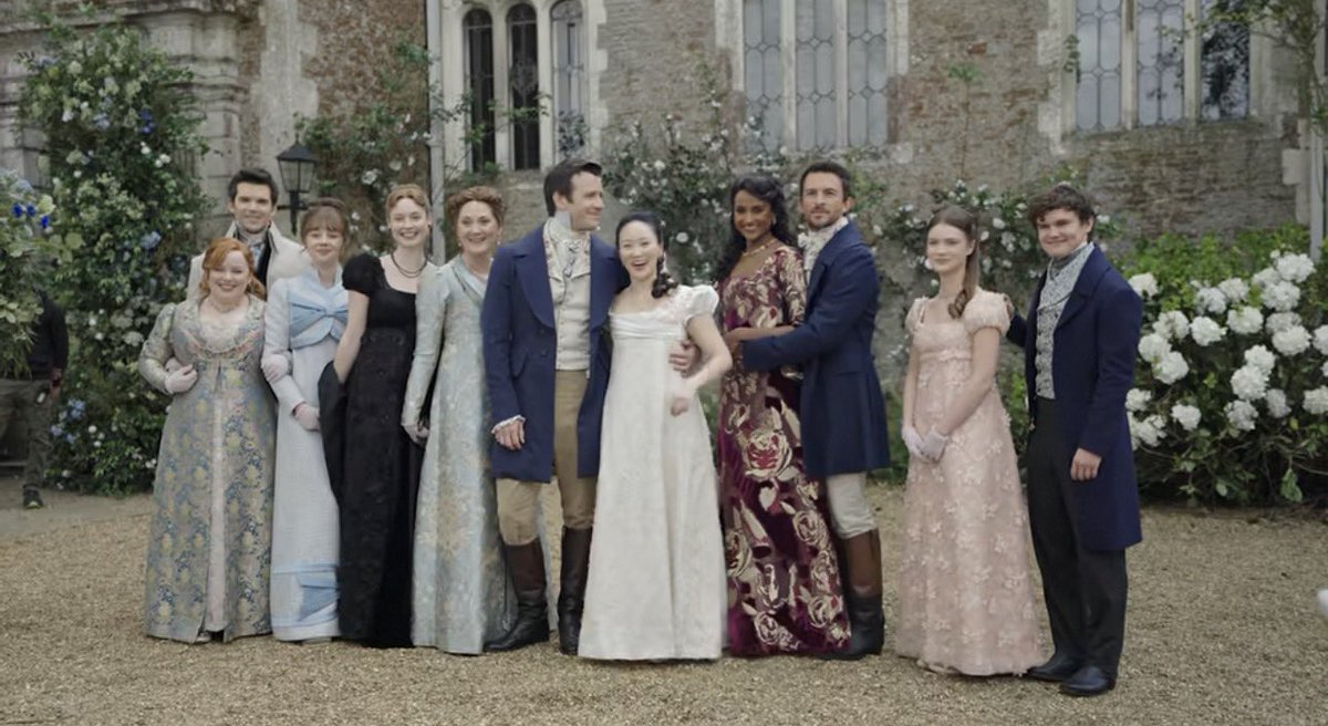 PolinCrave's tweet photo. Bridgerton family portrait https://t.co/sEgX97cQQX
