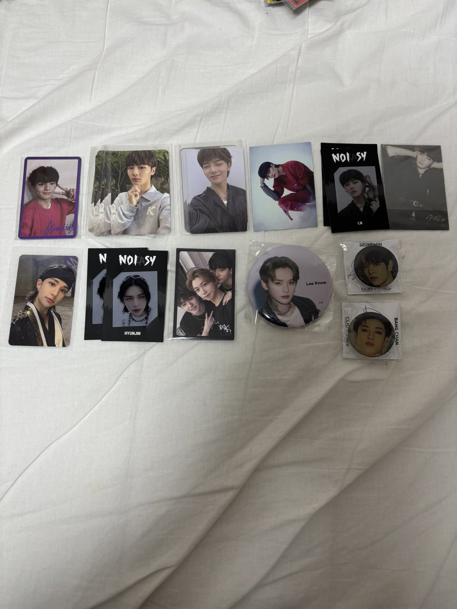 maru_know's tweet photo. STRAYKIDS straykids スキズ 過去 トレカ交換 買取 譲渡

譲　画像5枚(ツリーに続いてます)

求　買取(paypay、楽天フリマ)

安値◎

ペン卒してずっと保管していた為お譲りに出します🤧
相場が分からないので提示頂けるとありがたいです🤧できるだけ提示価格でお譲りさせて頂きます🤧
#straykids買取 https://t.co/SACZX9TyXN