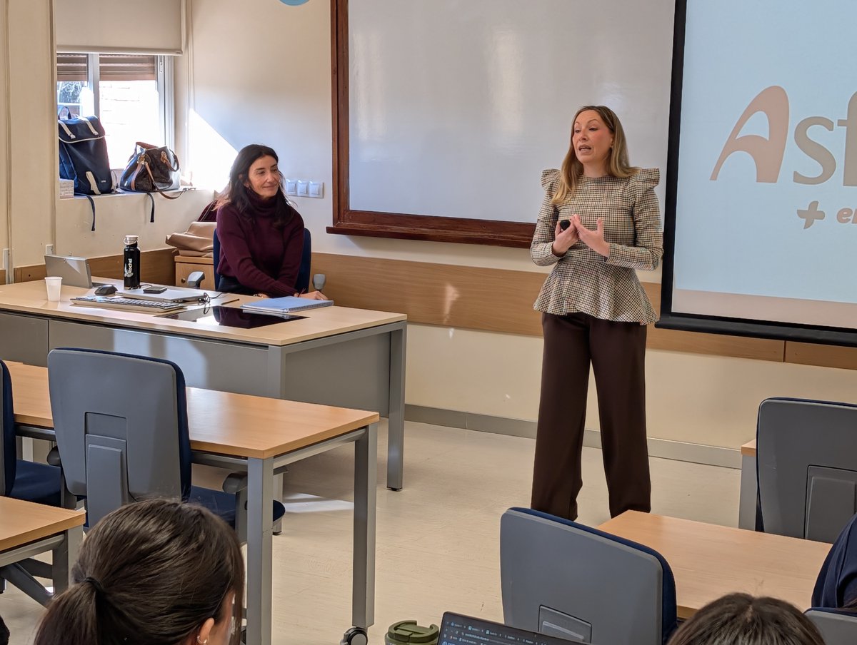 Universidad Loyola tweet media