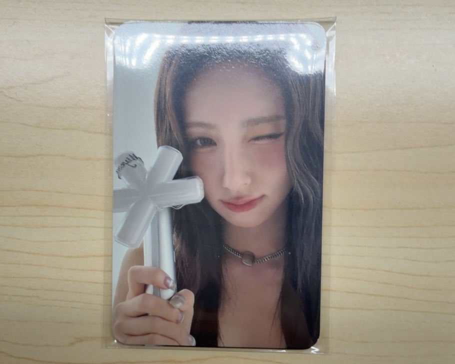 IngyuGye's tweet photo. 아이들 응원봉 ver.3 포카 양도

1set(5pcs) - 2.0

⭕️sell

준등기/반택 + 0.2

미연 민니 소연 우기 슈화 네버랜드 네버버 네버봉 월드투어 월투 미공포 포토카드 판매 idle miyeon minnie soyeon yuqi shuhua neverland lightstick photocard pc wts https://t.co/pE4Kef0Dav