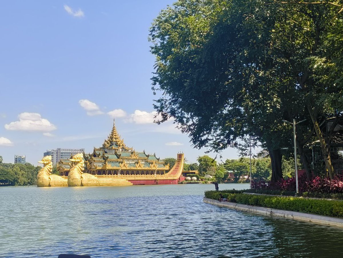 TkTraveling's tweet photo. ခေမာဒီပကျွန်းမှာရှိတဲ့ ဓါတ်ပေါင်းစုစေတီတော်
ဘုရား သမိုင်း Vlog အစအဆုံးကို  comment တွင် ရှိသော Link များမှကြည့်ရှုနိုင်ပါသည်။
 #ခေမာဒီပကျွန်း #ဓါတ်ပေါင်းစုစေတီတော်  #ခရီးသွား #travel #vlog #travelvlog #pagoda #buddis
#tktraveling #pagodavlog #ဘုရား #စေတီ https://t.co/z9FiU6bs1u