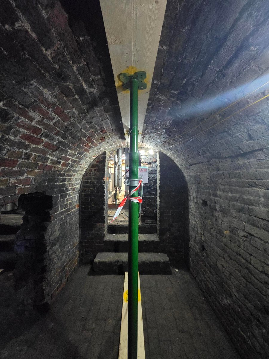 QED Structures tweet media