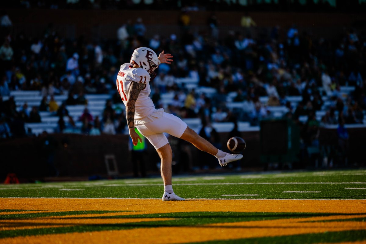 Elon University tweet media