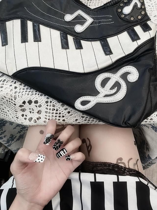 𝕋𝕣𝕖𝕓𝕝𝕖 𝄞⨾𓍢ִ໋ tweet media