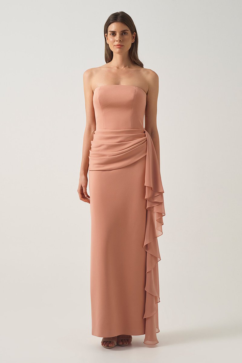 johnpaulataker's tweet photo. STRAPLESS LONG DRESS WITH CHIFFON RUFFLE DETAIL
Our new collection is now live.
https://t.co/1fKOyqrWvM https://t.co/1QEOTUUd1A