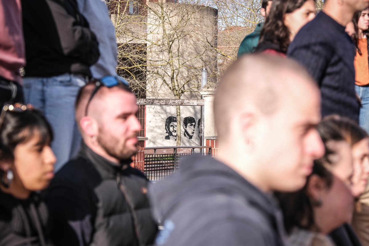 ernaigazte's tweet photo. Gazteok memoria eta borroka.

Martxoaren 3an, 50 urte beteko dira Gasteizko sarraskitik. Duela 50 urte askapen sozial eta nazionalaren aldeko ate bat ireki zen Euskal Herrian. 

50 urte beranduago, gazteok lehen lerroan jarraitzen dugu lanean. https://t.co/W0rlkXbuUd