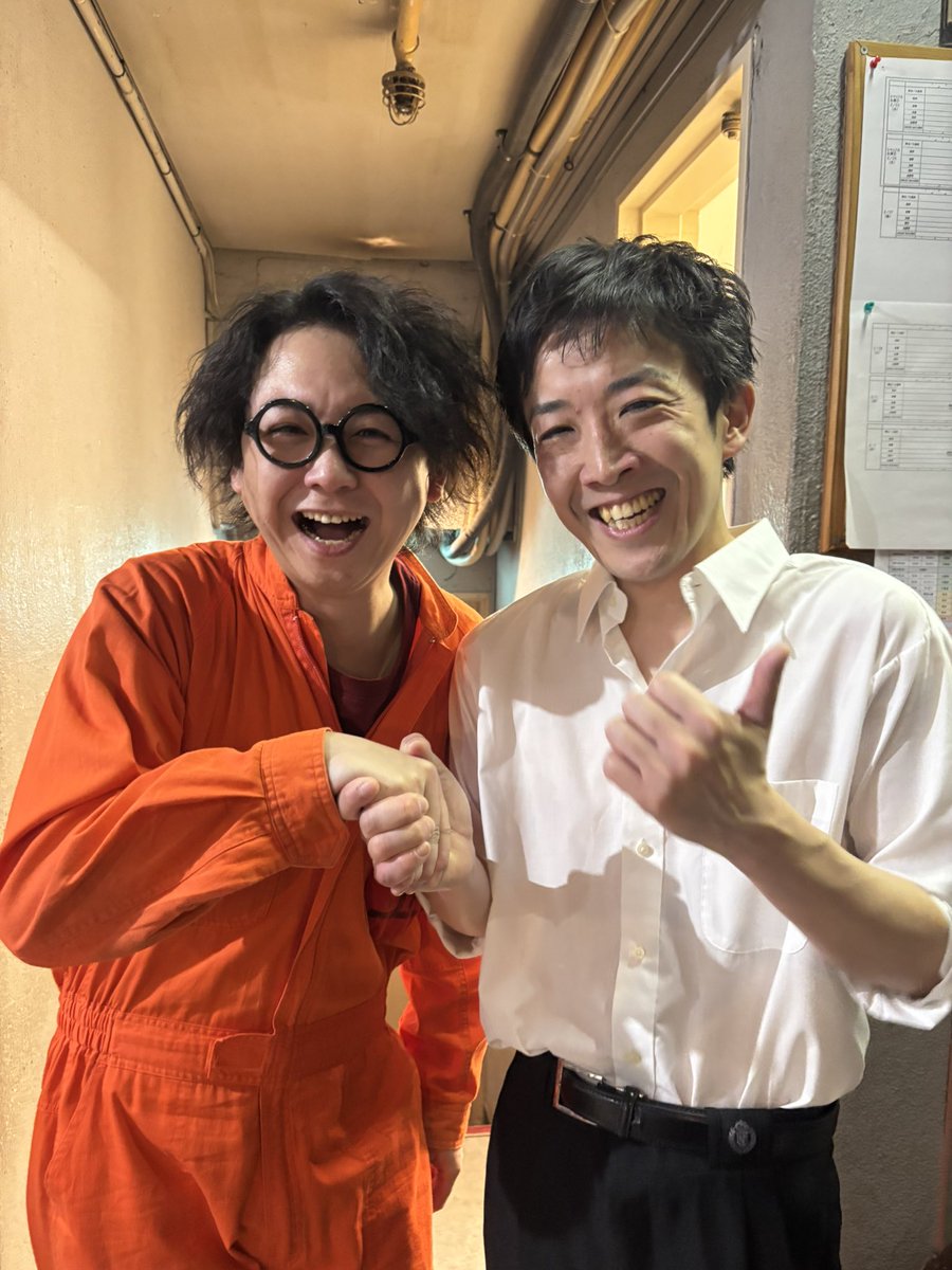 つかこうへい十七回忌特別公演
「熱海殺人事件」ラストメッセージ

本日の配役は
木村伝兵衛　荒井敦史・村山彩希
水野朋子婦人警官　村山彩希・百名ヒロキ
犯人大山金太郎　百名ヒロキ・横田大雅・柳下大
熊田留吉刑事　高橋龍輝・久保田創

“卒業したはず”の久保田創さんによる熊田留吉も加わり、
