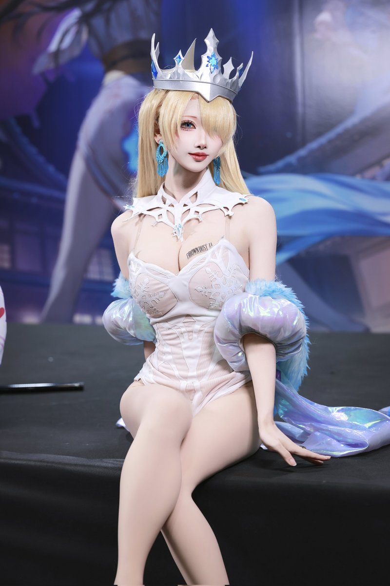 아델📸 tweet media