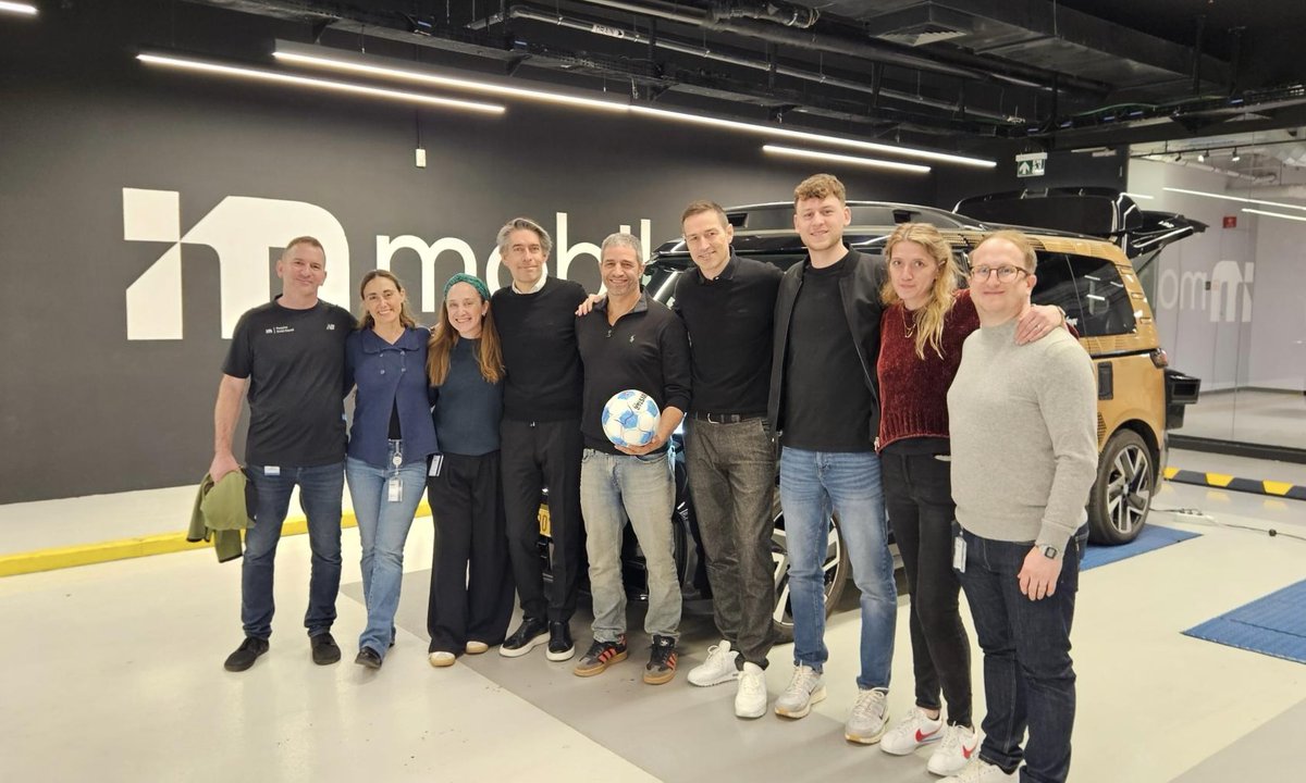 Mobileye tweet media