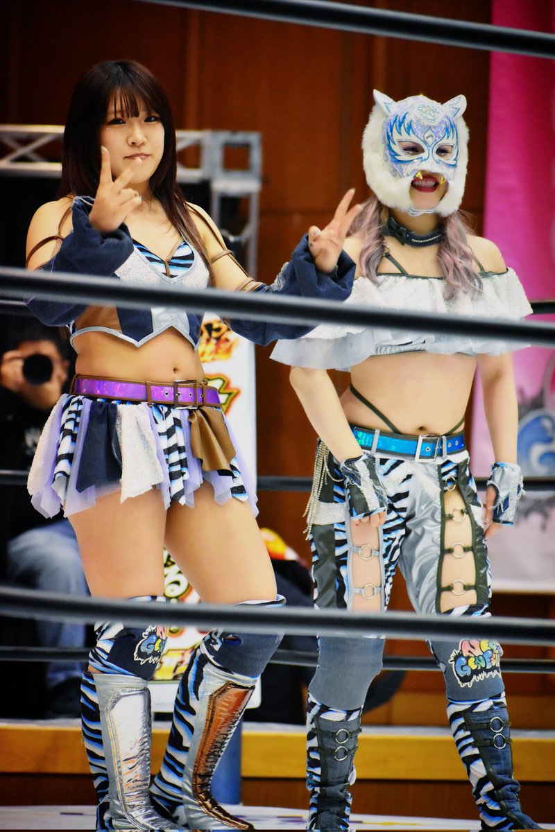 kQYa7orLnn3yKIH's tweet image. 2026.2.22　神戸芸術センター
スターボム🐯💣️

#SLK #AZM
#STARDOM