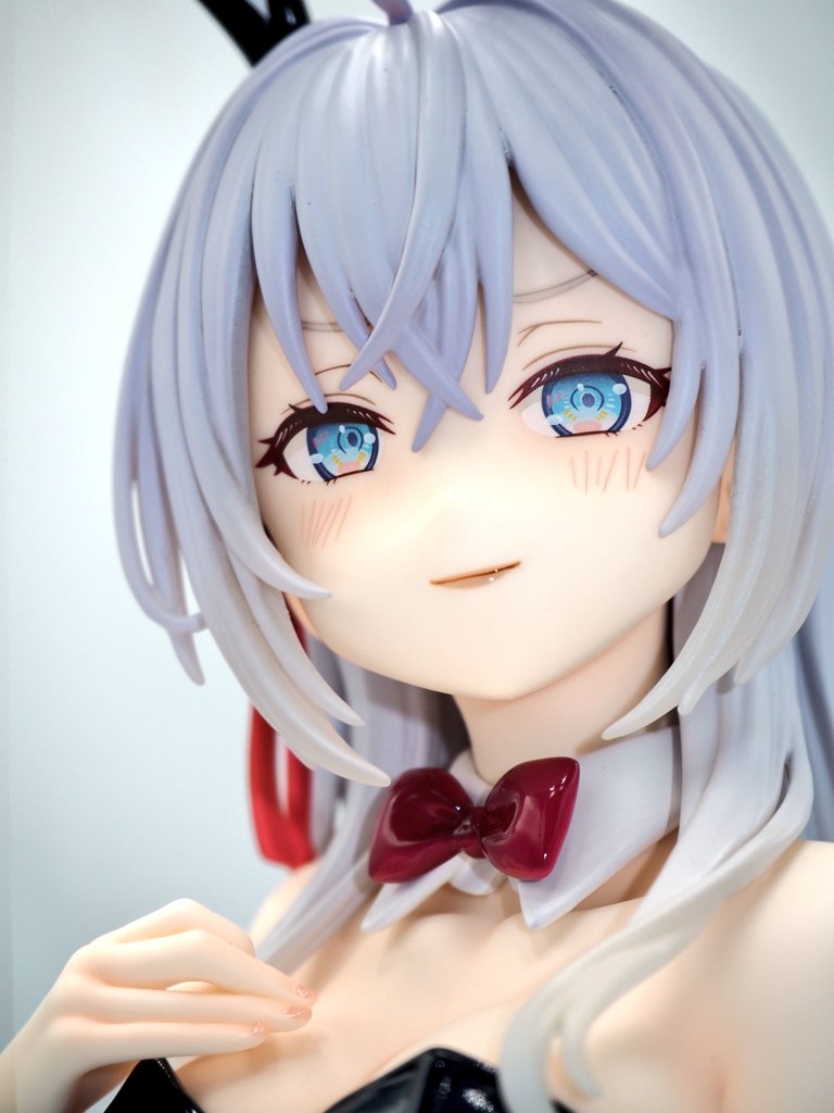 フリーイング
時々ボソッとロシア語でデレる隣のアーリャさん 
アリサ・ミハイロヴナ・九条 バニーVer.
開封
去年のスマフェスで見たデコマスとほぼ変わらない出来😆
髪の毛は先端がクリアになっていて綺麗✨
座りなので小さく見えるけどボリュームはちゃんとあります☺️
台座は付属なしです。