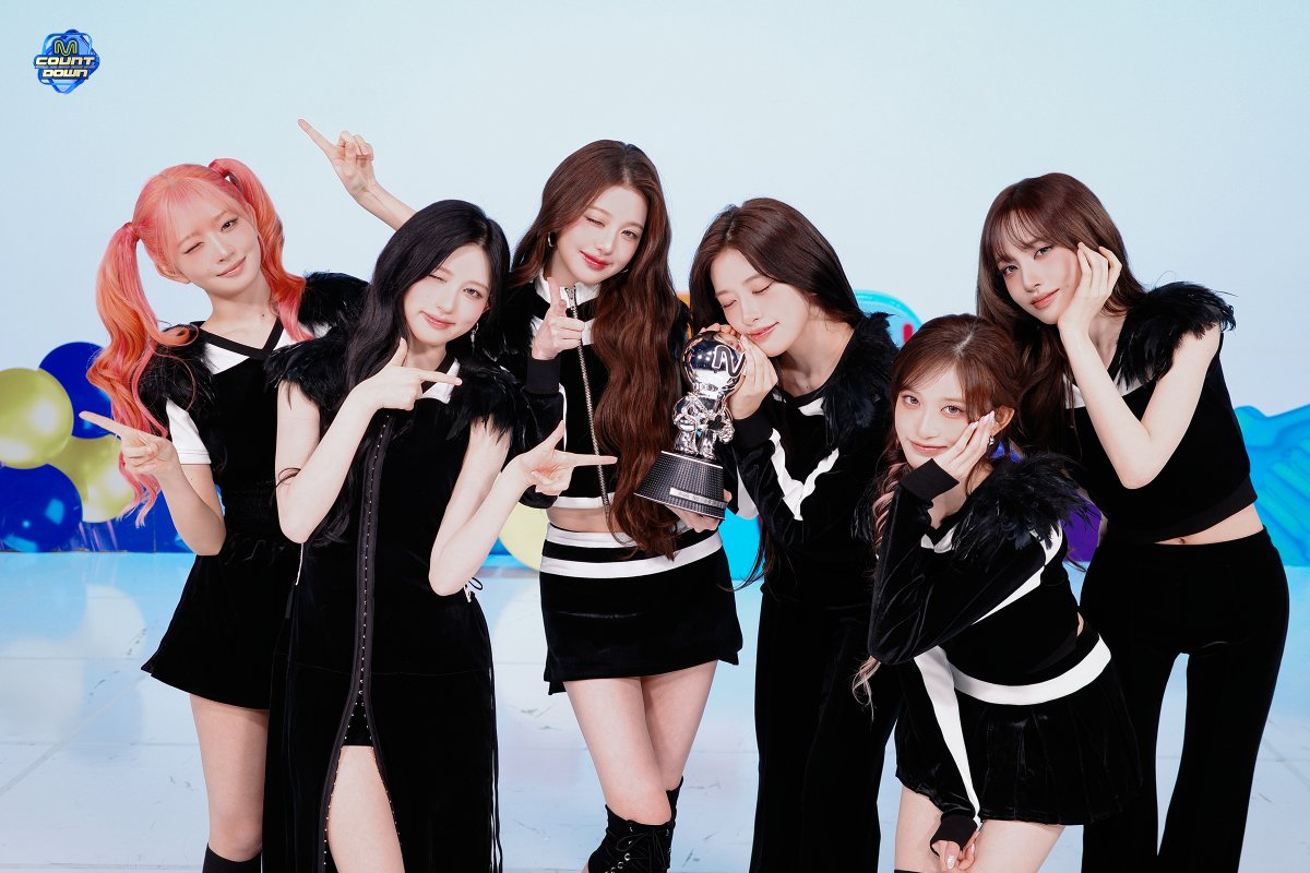 MnetMcountdown's tweet image. #MCOUNTDOWN EP.917
2월 마지막 주🏆No.1 of the Week! 🏆
#IVE - #BANGBANG

₍ᐢ.ˬ.ᐢ₎🎉축하합니다 *:･ﾟ✧