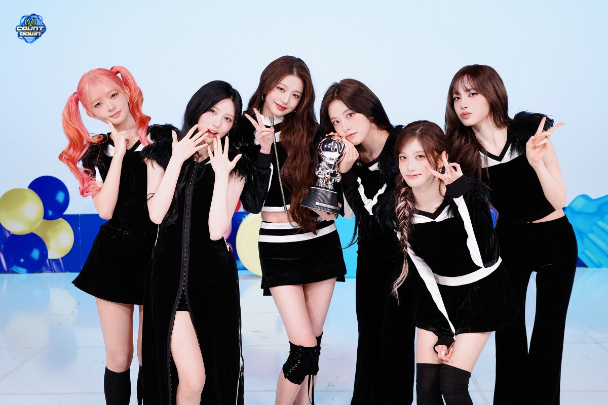 MnetMcountdown's tweet image. #MCOUNTDOWN EP.917
2월 마지막 주🏆No.1 of the Week! 🏆
#IVE - #BANGBANG

₍ᐢ.ˬ.ᐢ₎🎉축하합니다 *:･ﾟ✧