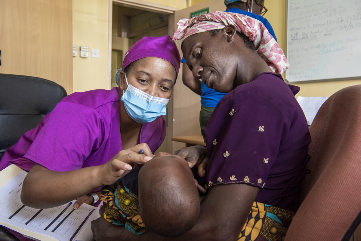 Operation Smile tweet media