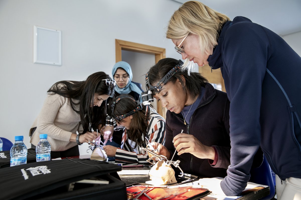 Operation Smile tweet media