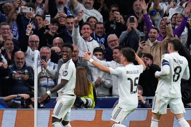 Encore buteur avec le Real Madrid, qualifié pour les huitièmes de finale de la Ligue des champions, Vinicius a réglé ses comptes avec Benfica
➡️ l.lequipe.fr/M18