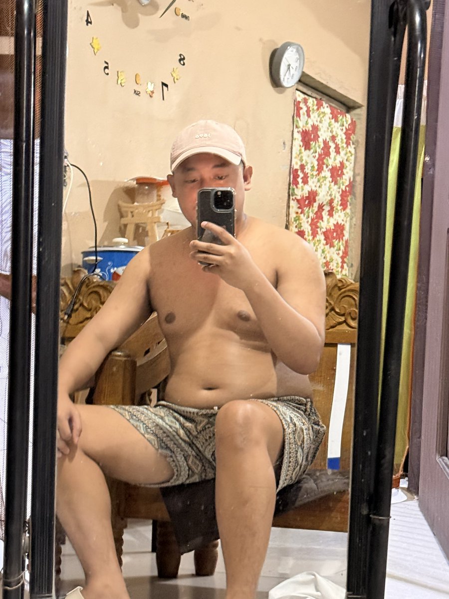 kheeeyyy_'s tweet photo. Sabi mag papayat na e. Bakit lumobo na naman?😅 https://t.co/UpQAUFnsrZ