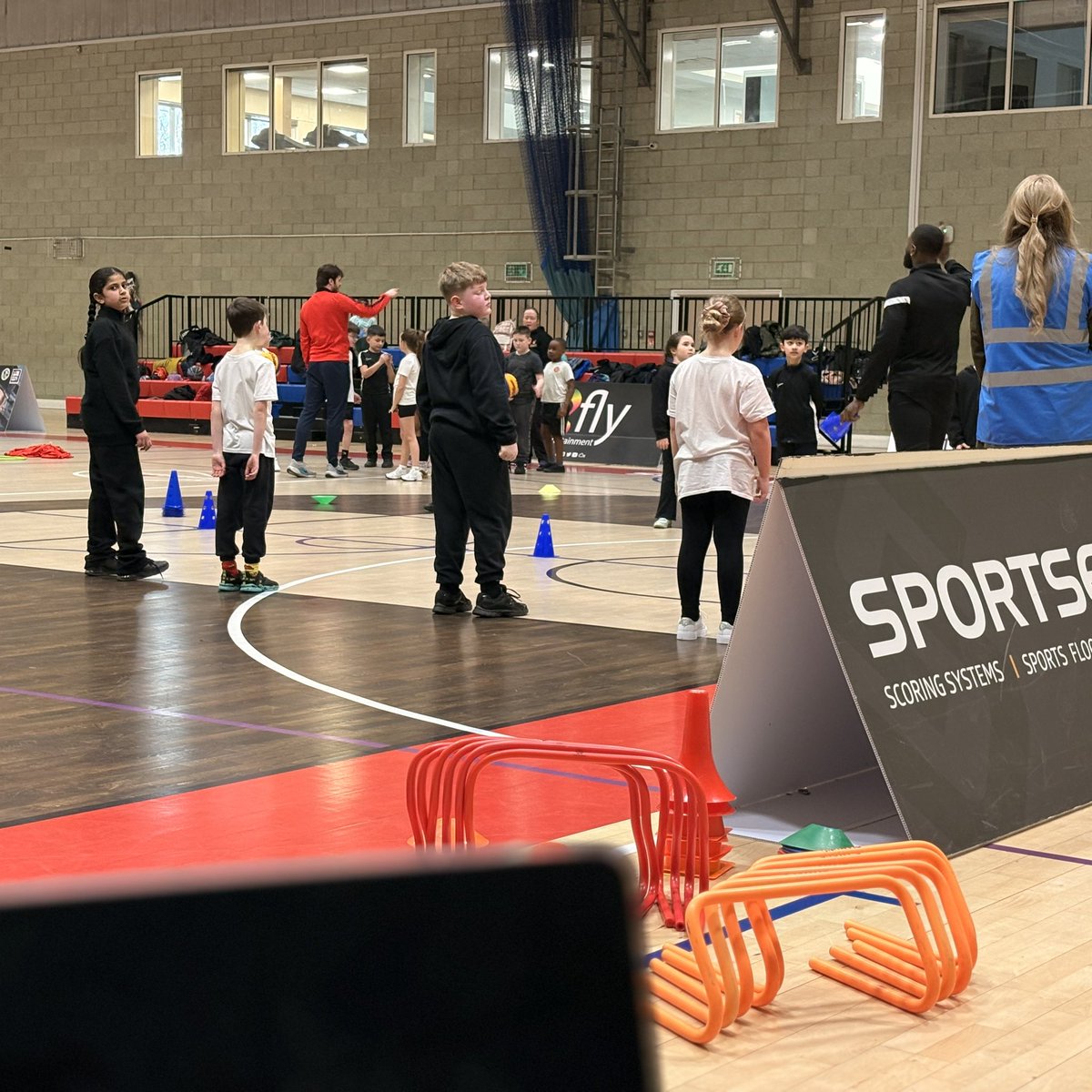 Robert J Palmer tweet media