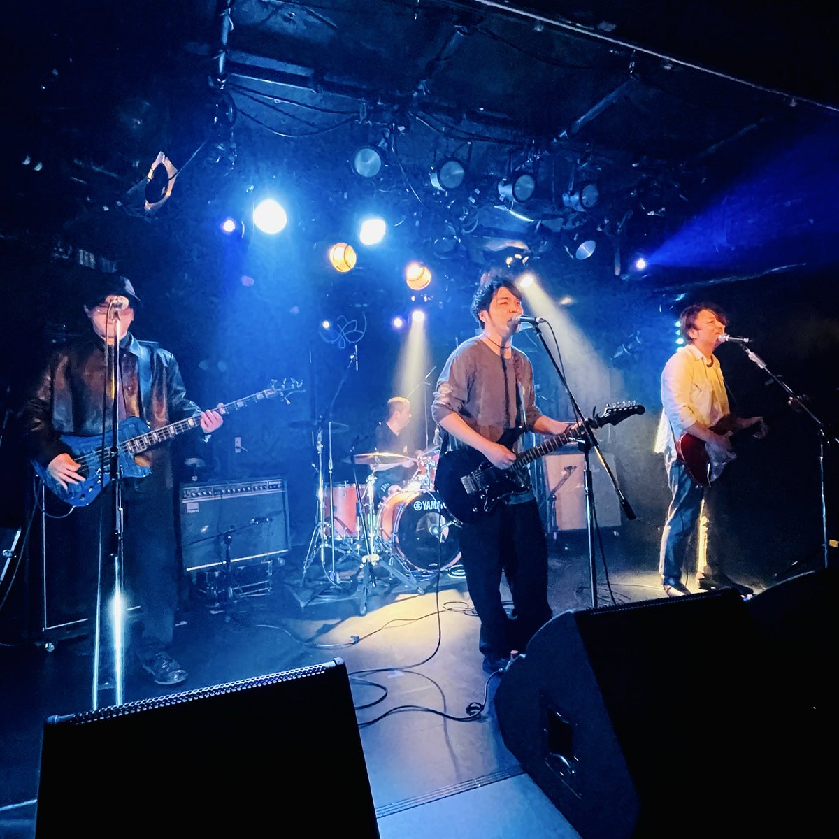 yamadakensky's tweet photo. 昨夜、久しぶりにライブ行けた。
仕事やら家族のことやら何かと手詰まり感もあったけど、ステージの音から刺激をもらえて何より。
HATSUEちゃんのソロ良かったな。
2026.2.25wed@PADOMA
#HATSUE
#ジャンナト
#Hybrid
#クロロカンナ https://t.co/pjSqu8CBHr