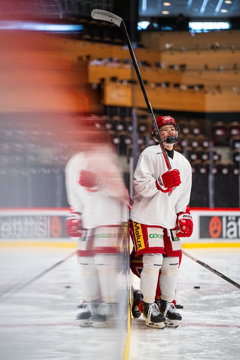 MoDo_Hockey's tweet image. 💥 Förberedelserna är igång.

Nedsläpp 19:00 - Hägglunds Arena.

#modose