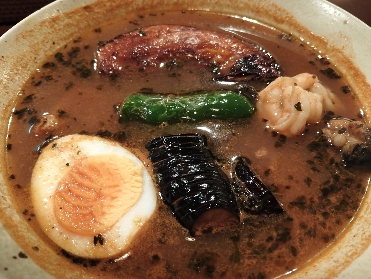 エビとホタテのスープカレー+カキ