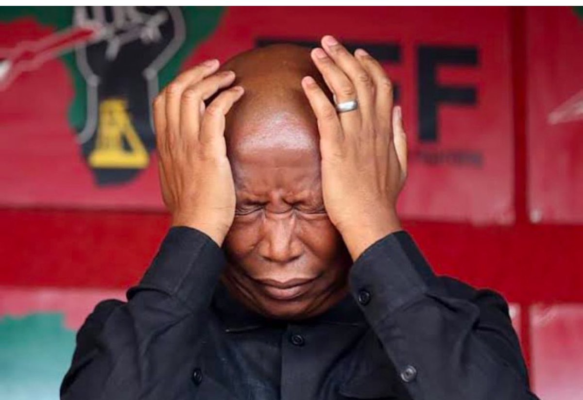 Me to myself: dont be reckless with money this month.

Tell me why did I just buy 2 t-shirts kodwa I went out only to buy food for lunch