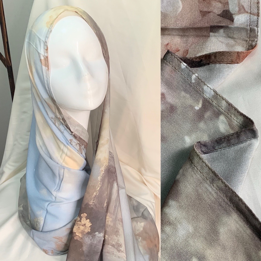 smgtysyg's tweet photo. asli hijab motif gini tuh lagi jadi trend dan viral banget, tapi beneran emang SECANTIK ITU WOY HIJABNYA. motifnya ngga norak dan lebay https://t.co/TBokrJqln9