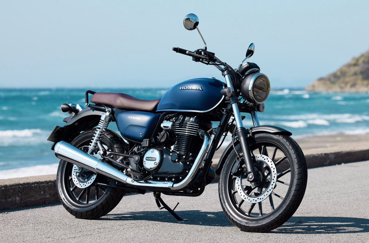 oolongtea5959's tweet photo. こういうレトロクラシックなバイク乗りたい https://t.co/P414EPpuu1