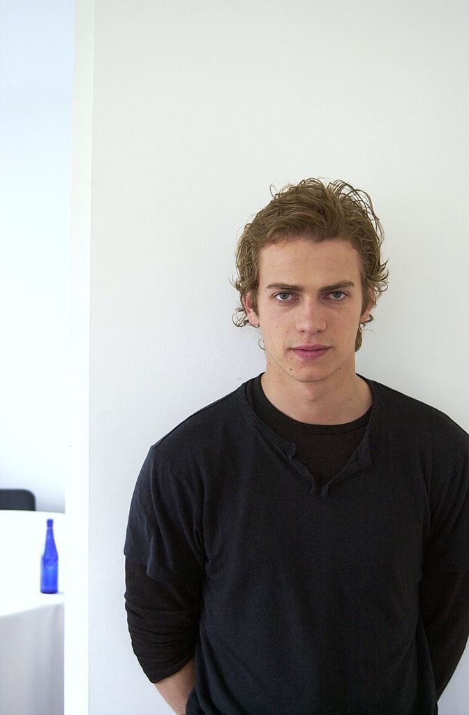 Haychristensnfa's tweet image. Someone should cast these two as relatives or something 😭