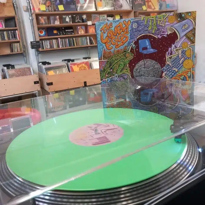 UK Record Shops tweet media