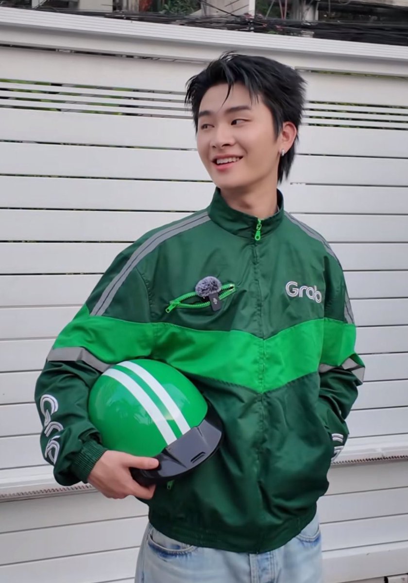 gphappi's tweet photo. แกรปหล่อบอกต่อด้วย 💚💚💚

#THAIchayanon 
#GrabFoodGroupOrder 
#GrabForStudent https://t.co/EhGSnLjPtz