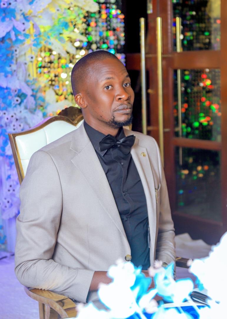 AlonKabaale's tweet photo. My observation as the director of pure vilo holdings Uganda Ltd is that in 
Uganda today , the trade is extremely open with very little regulation . It is extremely easy to start businesses and compete with existing ones
The biggest challenge is competition with the foreign ones https://t.co/e64h5ElKQ2