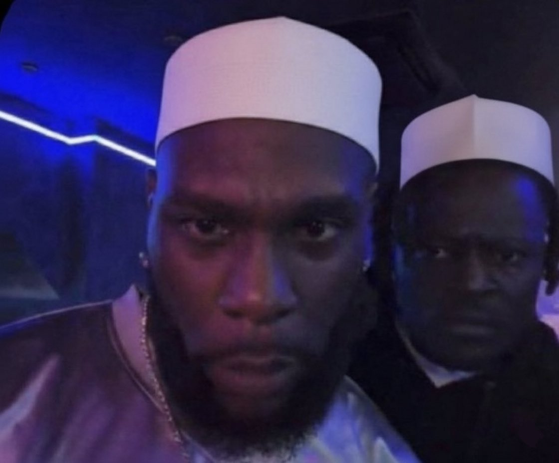 SHAD7G_'s tweet image. if na Muslim e mean say Manny sef be Muslim. 🫤👀