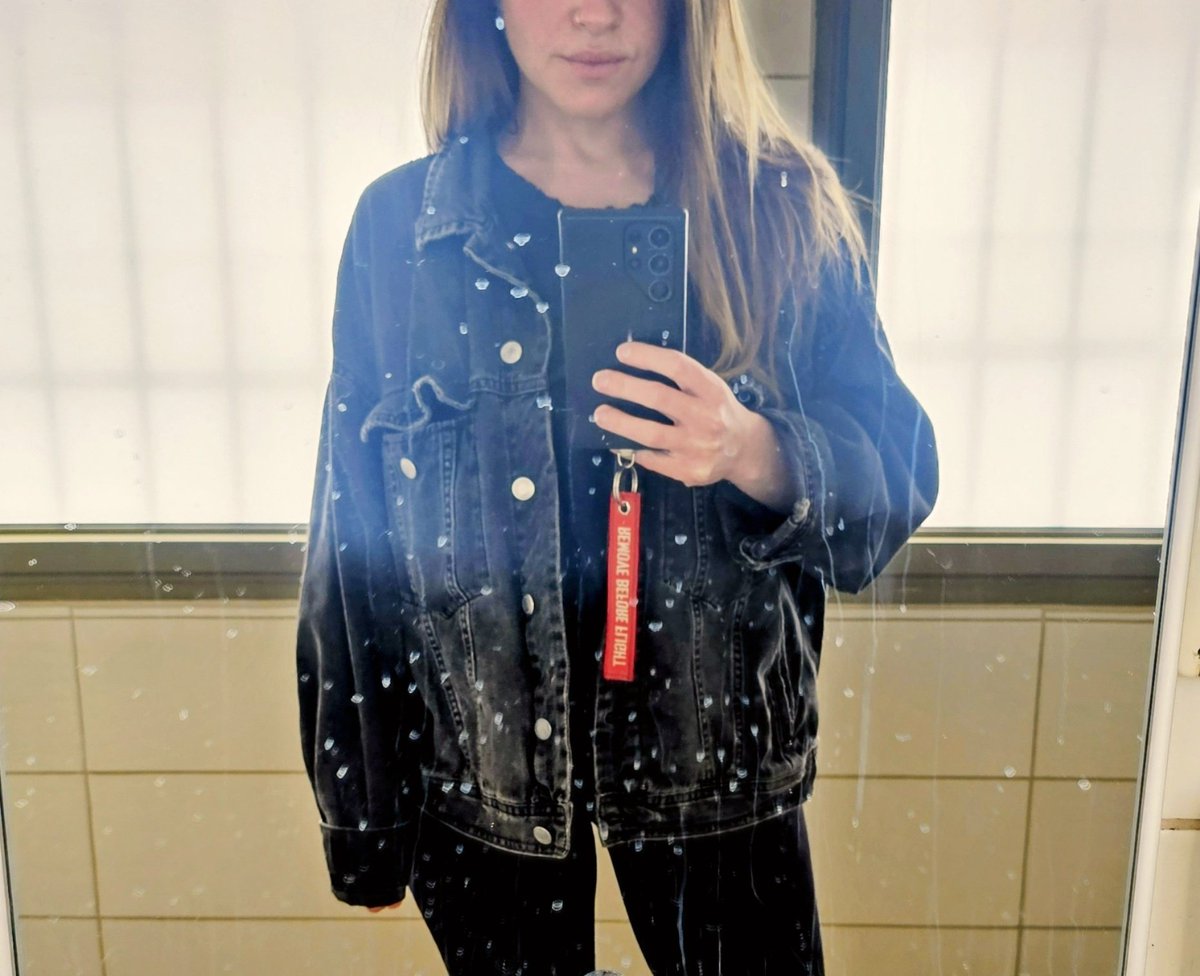 selfVSself tweet media