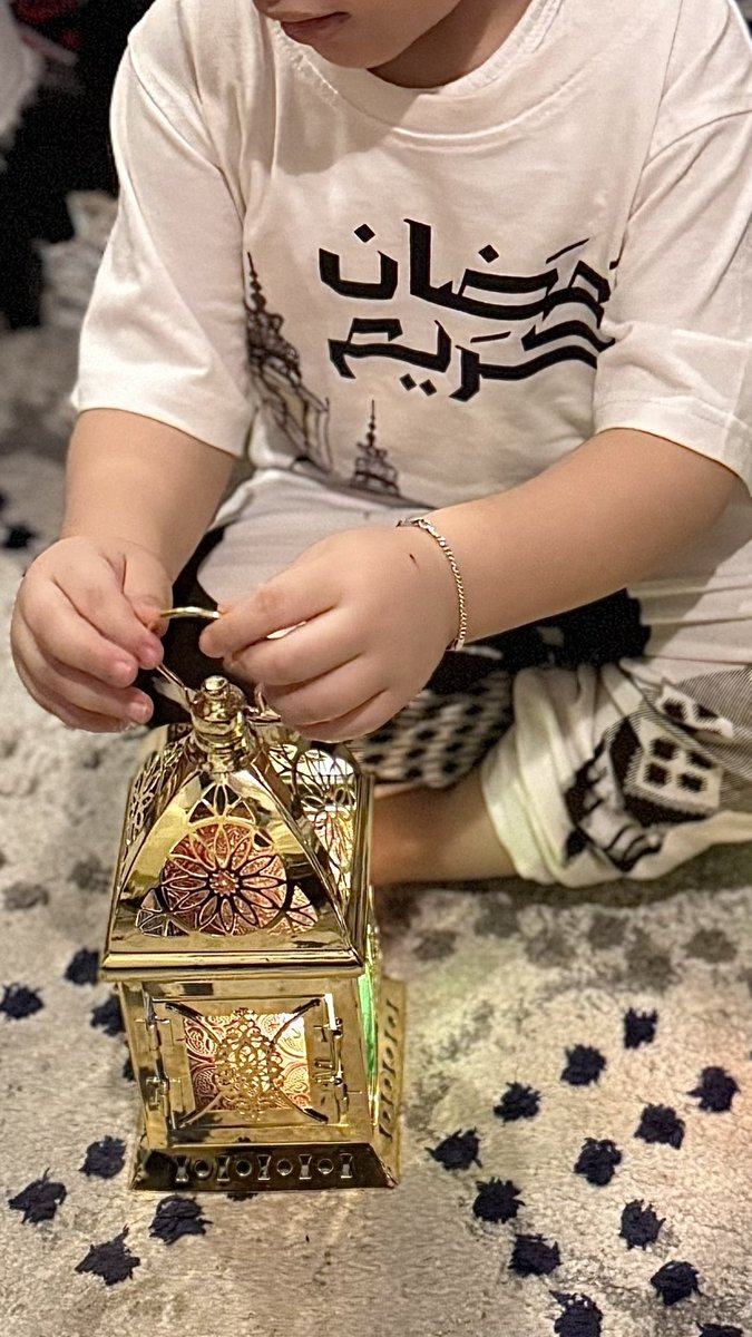 Nov9_1998's tweet photo. Ramadan Kareem 🌙❤️ https://t.co/k0bNY9NVPH