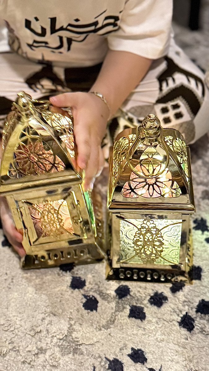 Nov9_1998's tweet photo. Ramadan Kareem 🌙❤️ https://t.co/k0bNY9NVPH