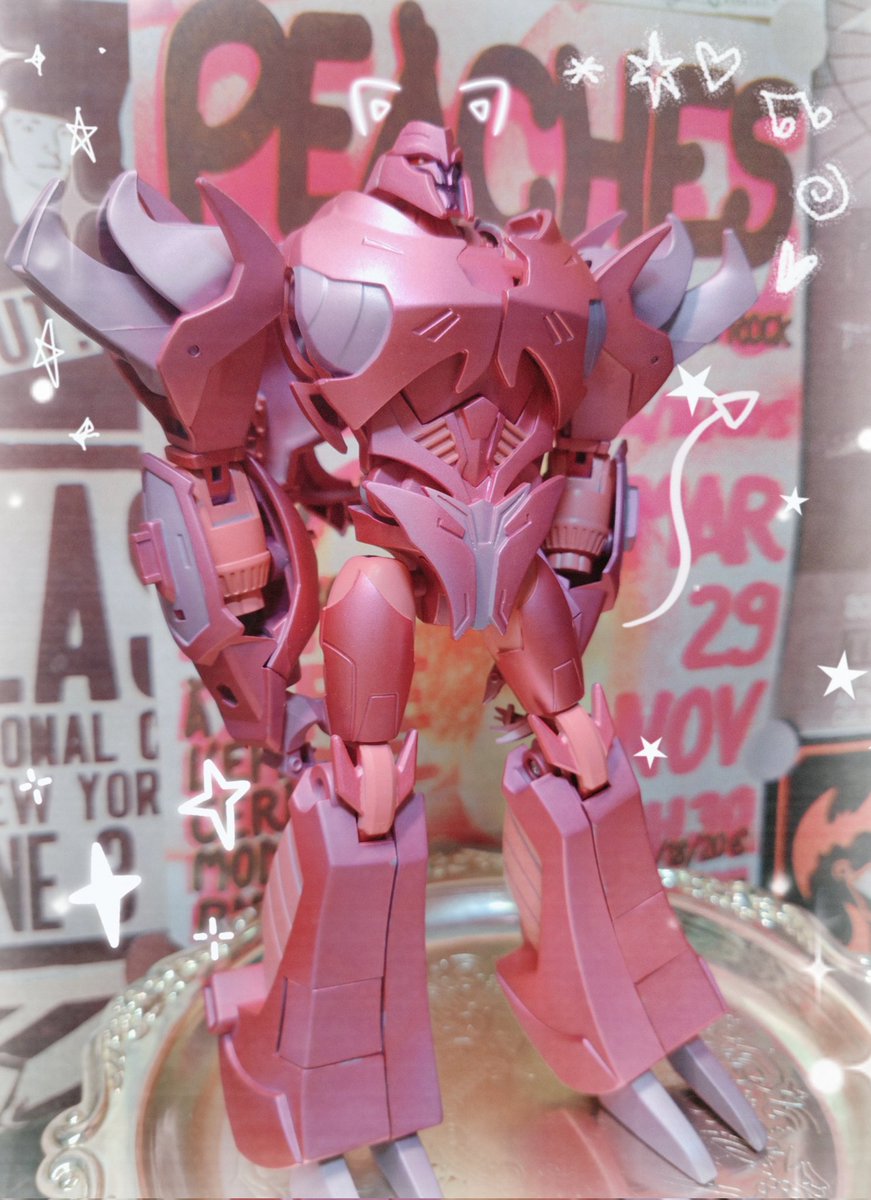 朋友酱给我漆的粉色威震天🥺💖