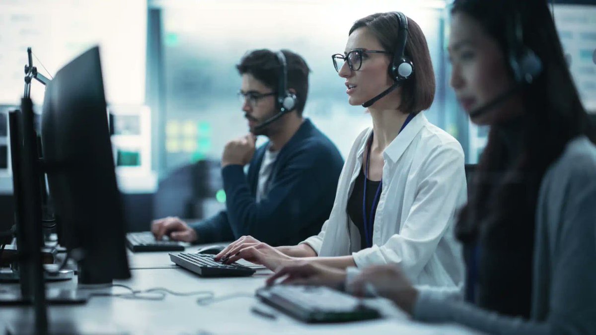 padahsolutions's tweet photo. “AI in customer service: Not the cost-saver you think” Click here to find out more: https://t.co/0pRvZGSNE9 #AI #Gartner #technology https://t.co/jYWOLy88Yf