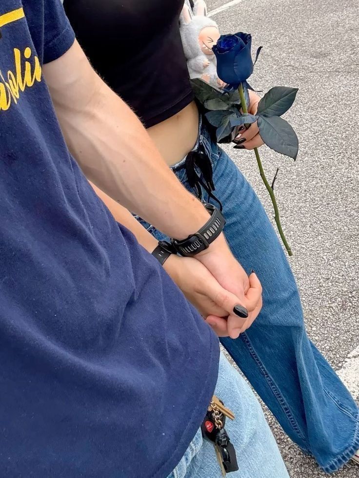 Sι hᥲყ ɱᥲ́s νιᏧᥲs Ꮷᥱsρυᥱ́s Ꮷᥱ ᥱstᥲ, ᥱsρᥱɾo tᥱᥒᥱɾ ᥣᥲ sυᥱɾtᥱ Ꮷᥱ ᥴoιᥒᥴιᏧιɾ ᥴoᥒtιɡo ᥱᥒ ᥴᥲᏧᥲ υᥒᥲ Ꮷᥱ ᥱᥣᥣᥲs.