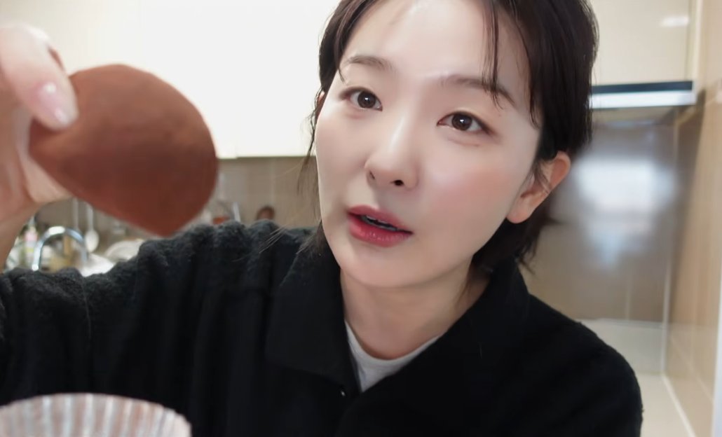 seulgi archive tweet media