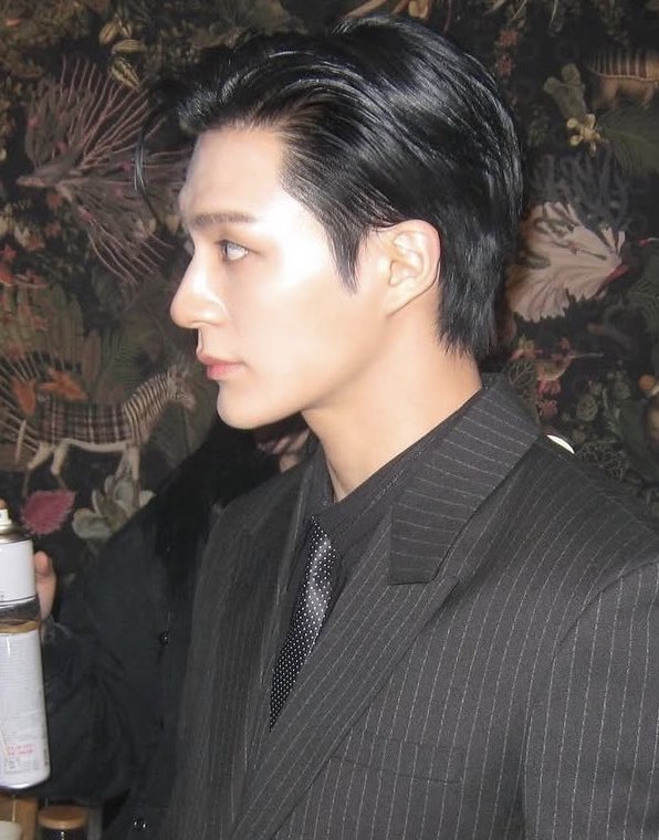 เด็กคนนั้นโตมากลายเป้น                     เธอ