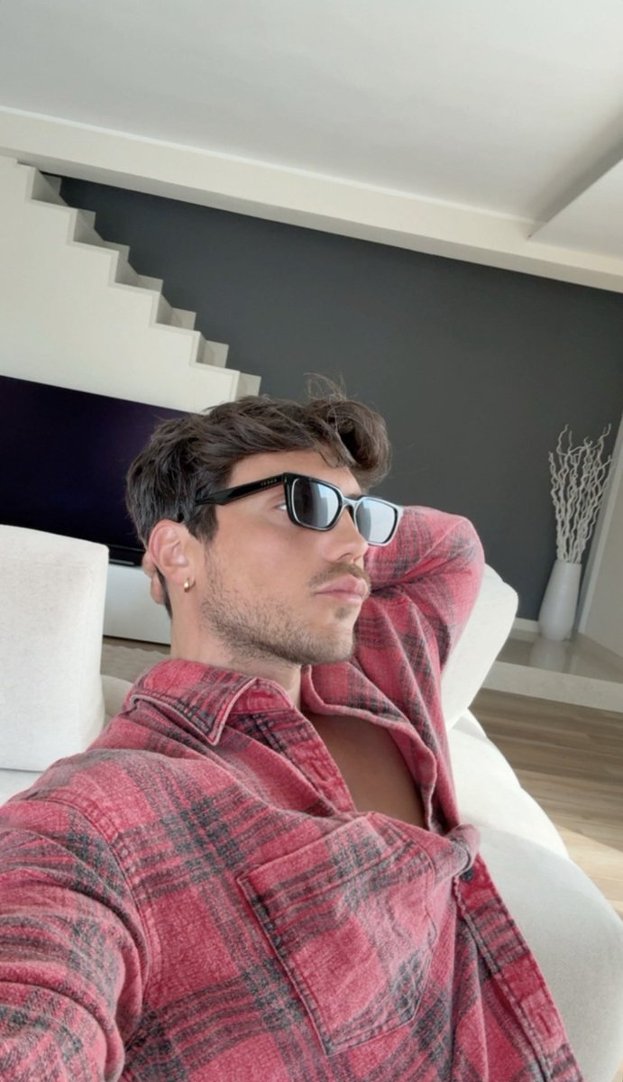 Mrs B ✨ tweet media