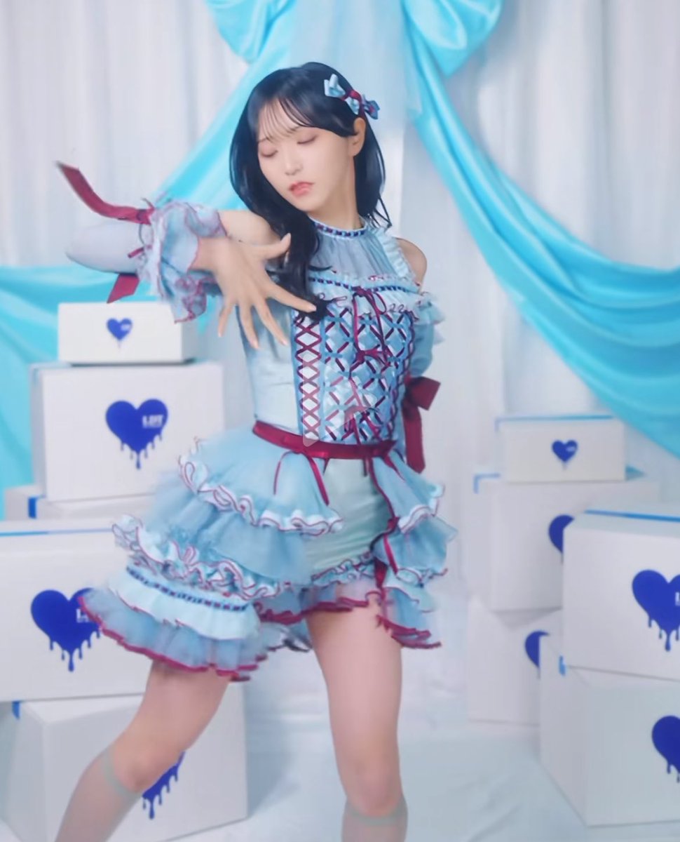マジでスタイルよすぎるよ… #野口衣織