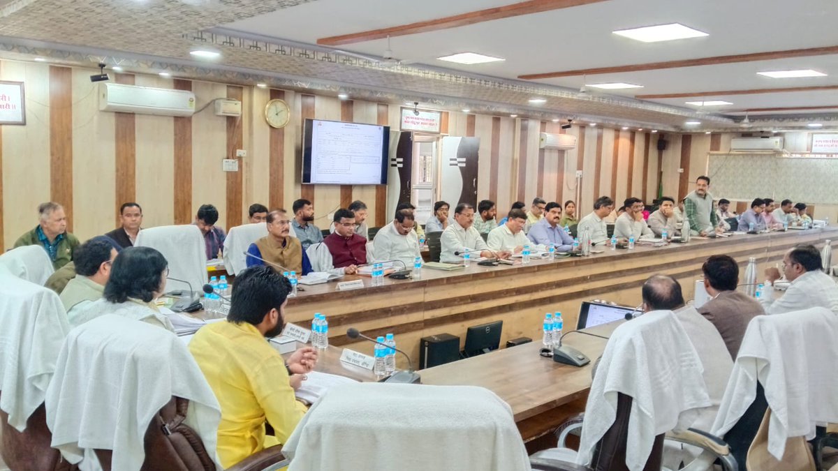 DISTRICT MAGISTRATE (DM), Auraiya tweet media