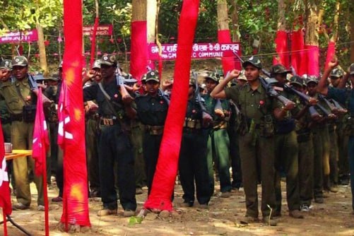 IL GOVERNO FASCISTA DI NARENDRA MODI LANCIA OPERAZIONE “FORESTA NERA 2” CONTRO LA DIREZIONE DEL PARTITO COMUNISTA DELL’INDIA (MAOISTA)

(Traduzione non ufficiale da  A Nova Democracia)

perlademocraziapopolare.com/il-governo-fas…