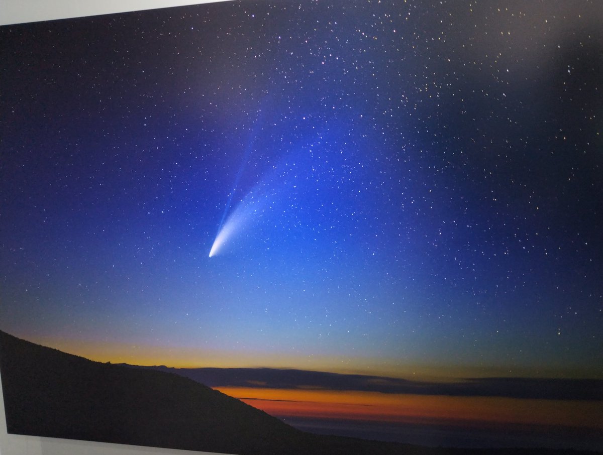 新潟、朱鷺メッセでのライブ後に訪れた星空の世界展。素敵すぎました。少年時代のように好きな宇宙に浸れたらと…。