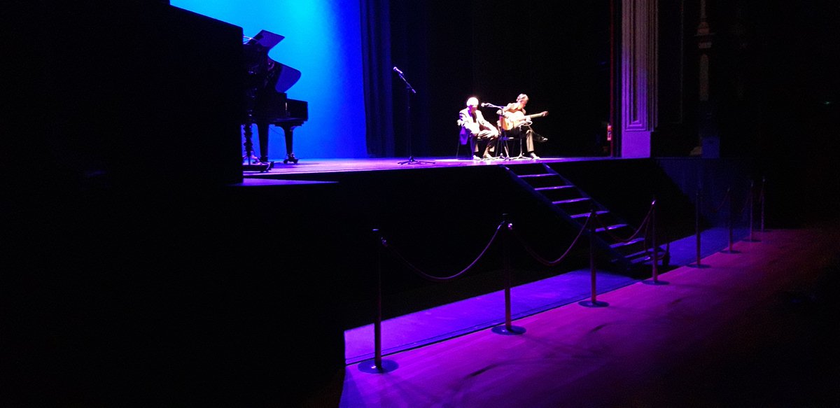 Ayer, éxito de la Exaltación de La Saeta…

#WeloveGranada #LaSaetadeOro2026 #SemanaSantaGranada #GranadaSpain #AndalusianCrush #viveAndalucia #granada2031

<a href="/welovegranada/">WeloveGranada</a> <a href="/FundUnicaja/">Fundación Unicaja</a> <a href="/viveandalucia/">Vive Andalucía</a> <a href="/TurismoAND/">Consejería de Turismo y Andalucía Exterior</a> <a href="/aytogr/">Ayuntamiento de Granada</a> @2031granada <a href="/dipgra/">Diputación de Granada</a> <a href="/turgranada/">Turismo Granada</a> <a href="/JuntaGranada/">Junta Granada</a>