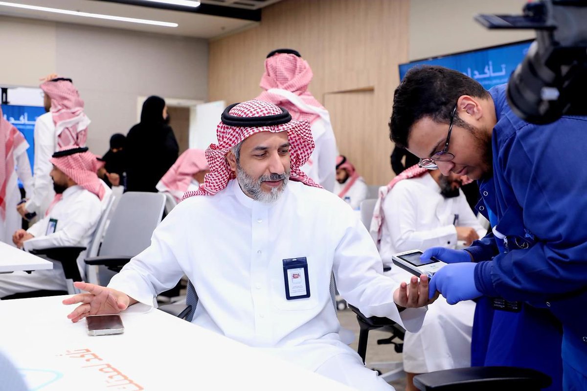 Cluster2_Riyadh's tweet photo. قيادات #تجمع_الرياض_الصحي_الثاني يشاركون في تدشين حملة #تأكد_لصحتك لتعزيز الوقاية والكشف المبكر وتمكين المجتمع من تبني نمط حياة صحي خلال #رمضان https://t.co/qZfWmZKAWa