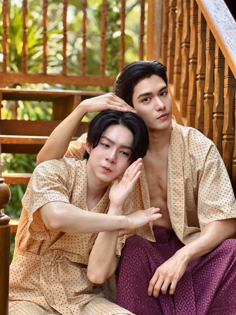 _Bloverline_'s tweet photo. FIM! Hoje foi o último dia de gravações de #LoveUponATimeSeries, novo BL estrelado pelos #NetJJ com o casal #LatteKim como secundário.

Love Upon a Time Q42
#ภพเธอปิดกล้องแล้ว���นา https://t.co/bdKYwpR8mn