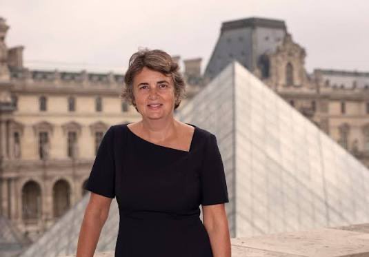 🔴 FLASH | La pathétique patronne du Louvre, Laurence des Cars, a donné sa démission suite au cambriolage.

💰 Elle a déjà une nouvelle mission prestigieuse : piloter la coopération entre les grands musées des pays du G7, dans le cadre de la présidence française du G7.